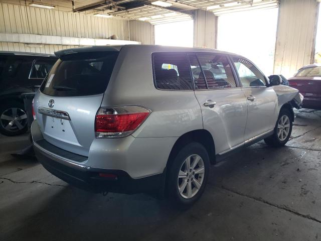 Photo 4 from auction – 2012 TOYOTA HIGHLANDER with VIN 5TDZA3EH5CS031024