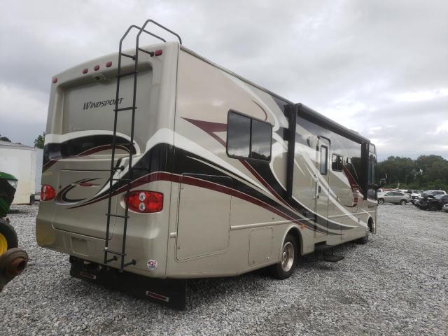 Photo 4 from auction – 2011 FORD F53 with VIN 1F65F5DY7B0A04067
