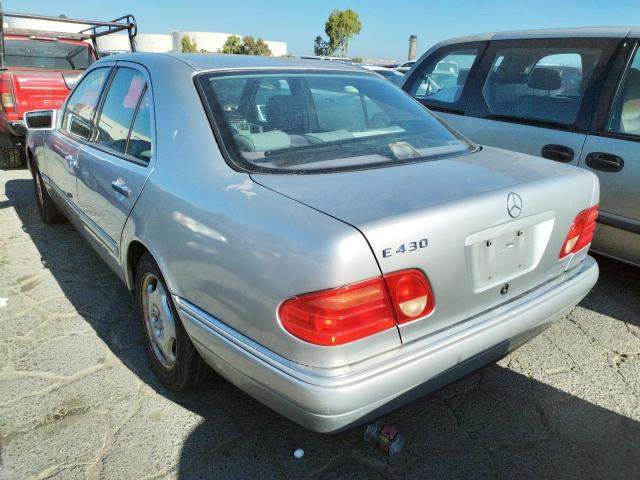 Photo 3 from auction – 1998 MERCEDES-BENZ E 430 with VIN WDBJF70F6WA684067