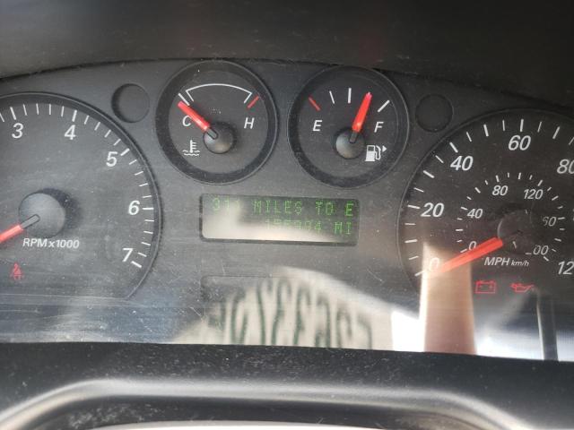 Photo 8 from auction – 2004 FORD TAURUS SE with VIN 1FAFP53U14G120443