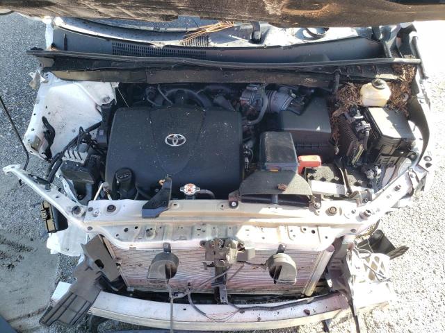 Photo 7 from auction – 2018 TOYOTA HIGHLANDER with VIN 5TDKZRFH2JS537533