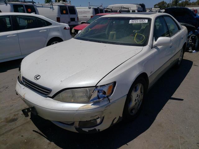 Photo 2 from auction – 2000 LEXUS ES 300 with VIN JT8BF28G0Y5102870