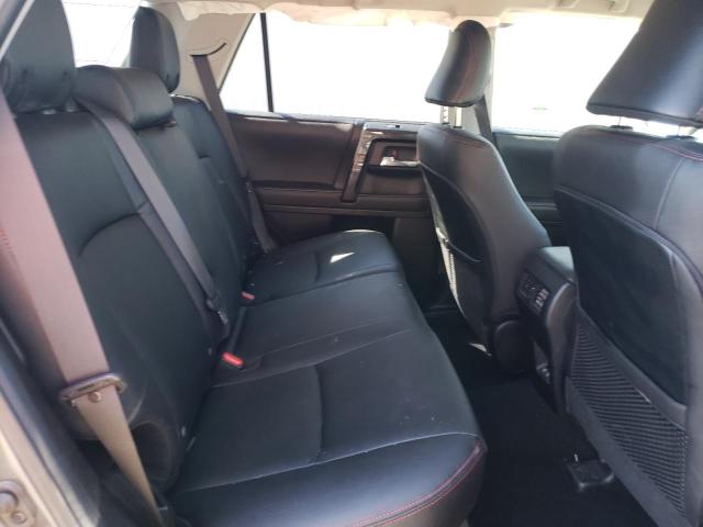 Photo 6 from auction – 2020 TOYOTA 4RUNNER SR with VIN JTEBU5JR5L5827776