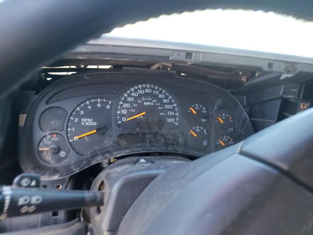 Photo 8 from auction – 2003 CHEVROLET SILVERADO with VIN 1GCHK23UX3F105833