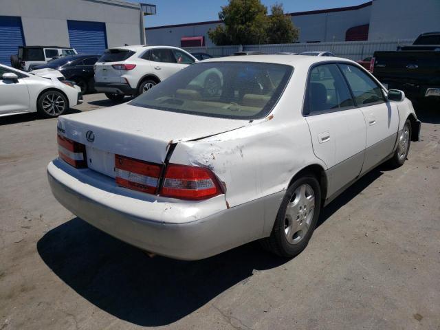 Photo 4 from auction – 2000 LEXUS ES 300 with VIN JT8BF28G0Y5102870