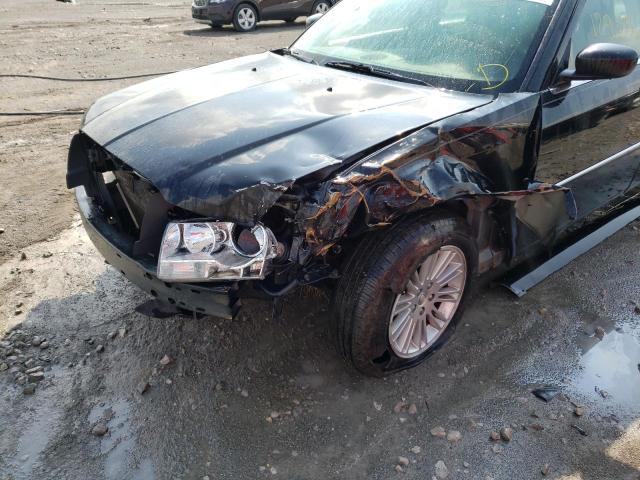 Photo 9 from auction – 2009 CHRYSLER 300 LX with VIN 2C3KA43D19H565429