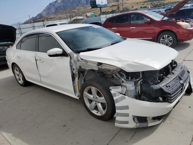 Photo 1 from auction – 2014 VOLKSWAGEN PASSAT S with VIN 1VWAT7A3XEC035452