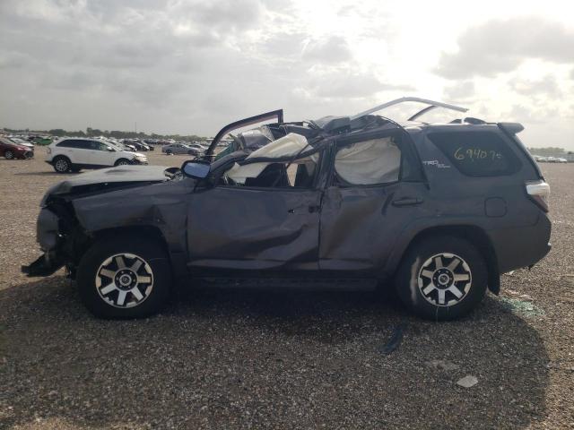 Photo 9 from auction – 2017 TOYOTA 4RUNNER SR with VIN JTEBU5JR5H5479579