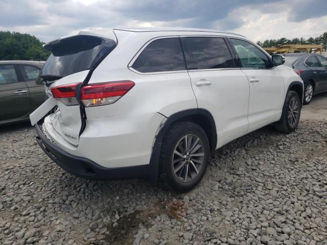 Photo 4 from auction – 2018 TOYOTA HIGHLANDER with VIN 5TDJZRFH7JS893990