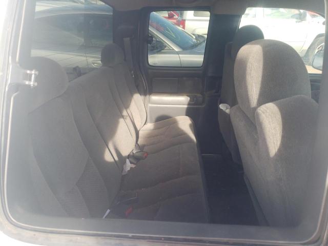 Photo 6 from auction – 2004 CHEVROLET SILVERADO with VIN 1GCEC19T94E100591