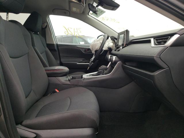 Photo 5 from auction – 2022 TOYOTA RAV4 LE with VIN 2T3F1RFV9NC263042