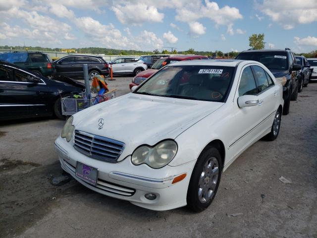Photo 2 from auction – 2005 MERCEDES-BENZ C 240 with VIN WDBRF61J85A684635