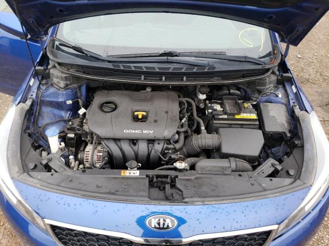 Photo 7 from auction – 2017 KIA FORTE LX with VIN 3KPFL4A77HE097091