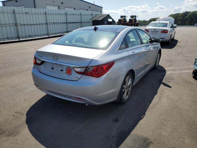 Photo 4 from auction – 2012 HYUNDAI SONATA SE with VIN 5NPEC4AC2CH312583