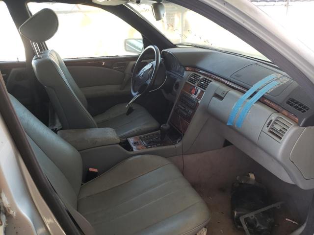 Photo 5 from auction – 1998 MERCEDES-BENZ E 320 with VIN WDBJH65FXWA565743