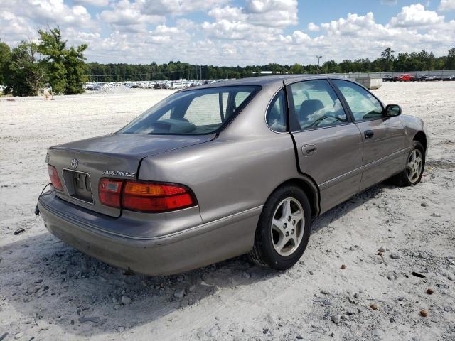 Photo 4 from auction – 1998 TOYOTA AVALON XL with VIN 4T1BF18B3WU221902