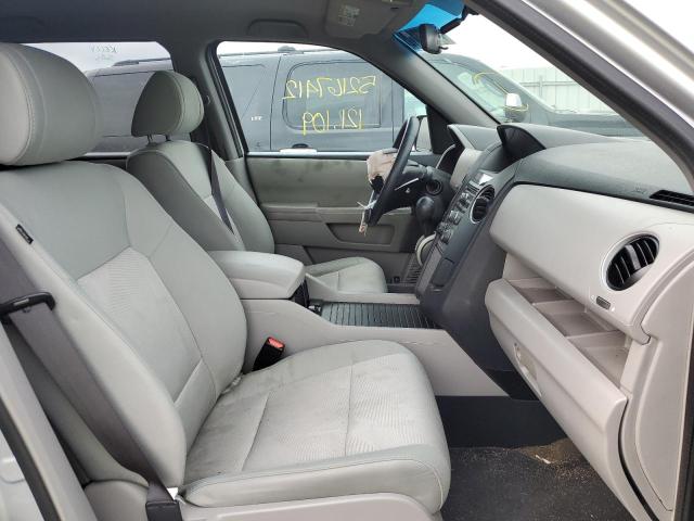 Photo 5 from auction – 2015 HONDA PILOT LX with VIN 5FNYF4H28FB040092