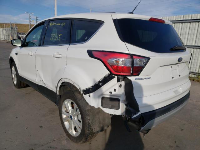 Photo 3 from auction – 2017 FORD ESCAPE SE with VIN 1FMCU9GD6HUD91945
