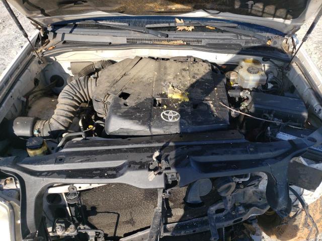 Photo 7 from auction – 2004 TOYOTA 4RUNNER SR with VIN JTEZU14R240034033