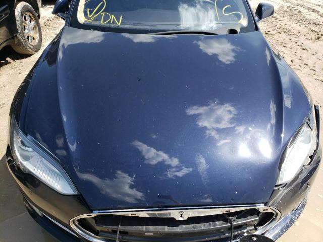 Photo 7 from auction – 2015 TESLA MODEL S 85 with VIN 5YJSA1H14FF081992