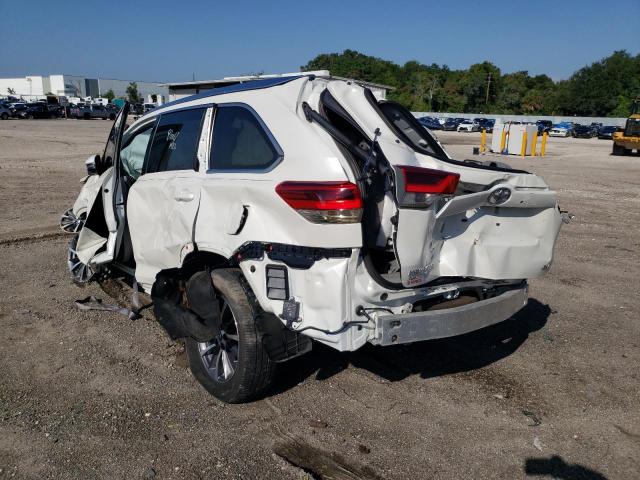 Photo 3 from auction – 2018 TOYOTA HIGHLANDER with VIN 5TDKZRFH2JS537533