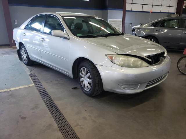 TOYOTA CAMRY LE 2005 with VIN 4T1BE32K75U973818 - Photo from auction