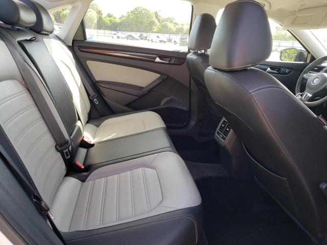 Photo 6 from auction – 2015 VOLKSWAGEN PASSAT SE with VIN 1VWBT7A34FC108627