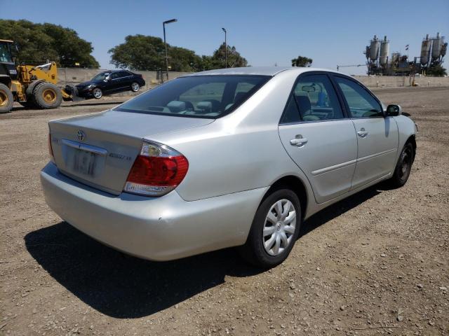 Photo 4 from auction – 2005 TOYOTA CAMRY LE with VIN 4T1BE32K95U388562