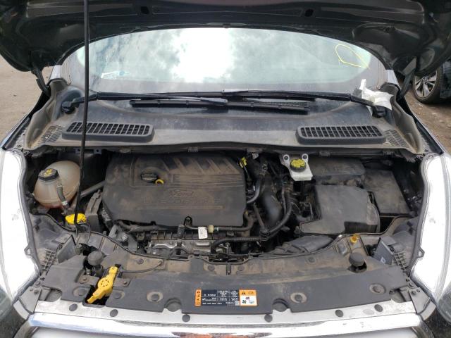 Photo 7 from auction – 2017 FORD ESCAPE SE with VIN 1FMCU9GD4HUC71027