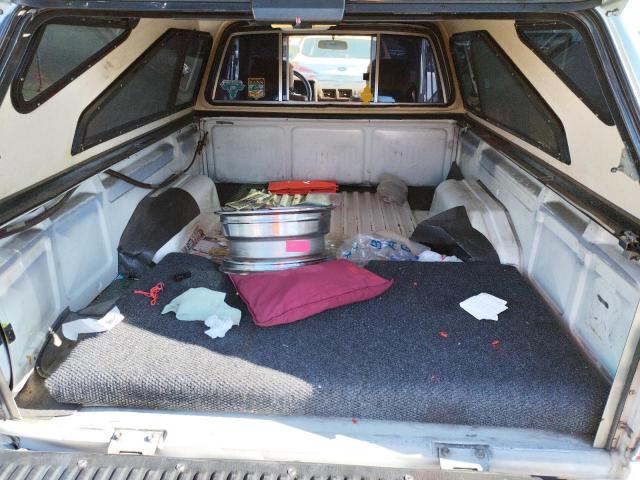 Photo 6 from auction – 1985 TOYOTA PICKUP XTR with VIN JT4RN56D4F5047950