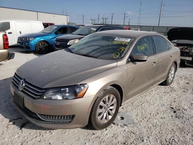 Photo 2 from auction – 2015 VOLKSWAGEN PASSAT S with VIN 1VWAT7A34FC058095