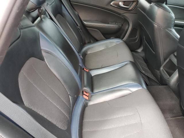 Photo 6 from auction – 2015 CHRYSLER 200 S with VIN 1C3CCCBG9FN517989
