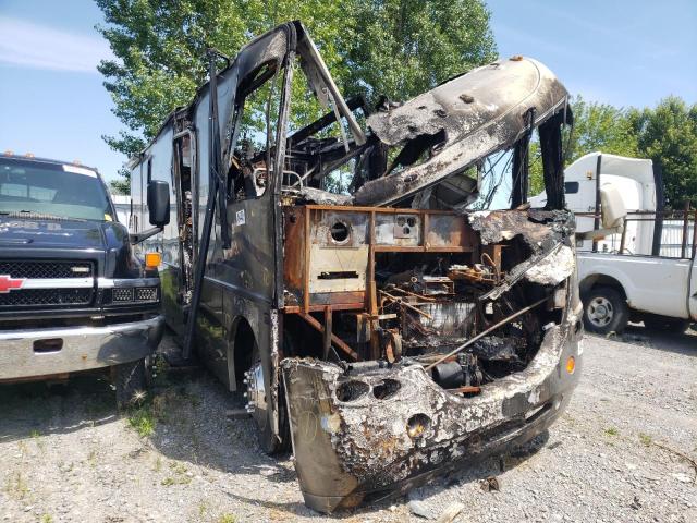 COACH SANTARA 2005 with VIN 5B4MPA7G053400349 - Photo from auction