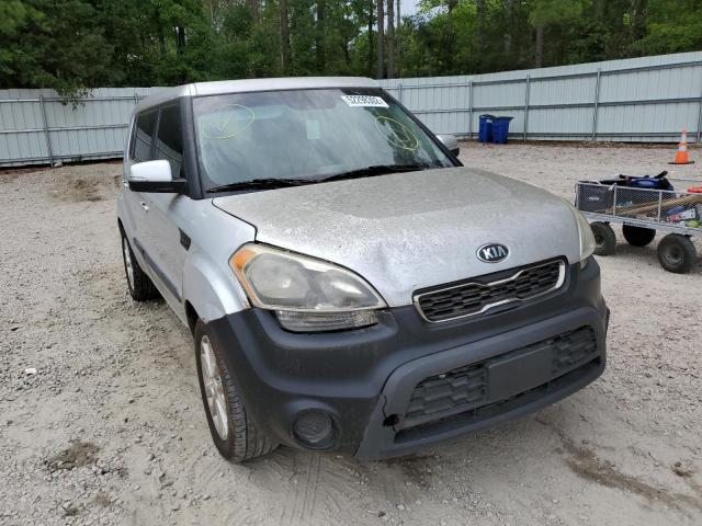 KIA SOUL + 2013 with VIN KNDJT2A62D7514830 - Photo from auction
