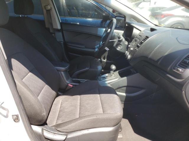 Photo 5 from auction – 2016 KIA FORTE LX with VIN KNAFK4A68G5611872