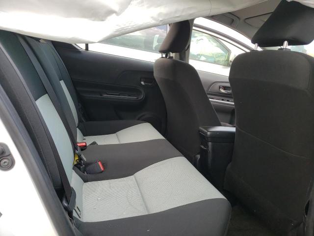 Photo 6 from auction – 2015 TOYOTA PRIUS C with VIN JTDKDTB36F1104050