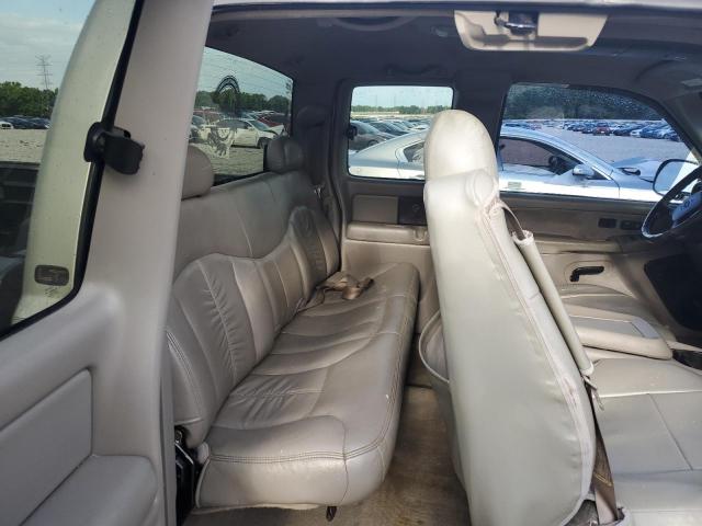 Photo 6 from auction – 2001 CHEVROLET SILVERADO with VIN 2GCEC19T611146036