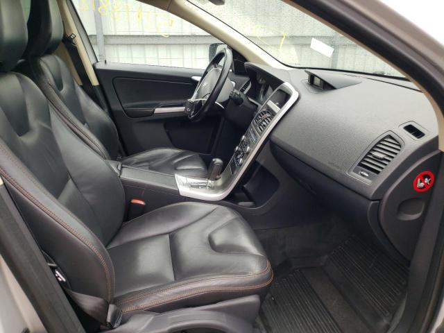 Photo 5 from auction – 2010 VOLVO XC60 T6 with VIN YV4992DZ8A2026124