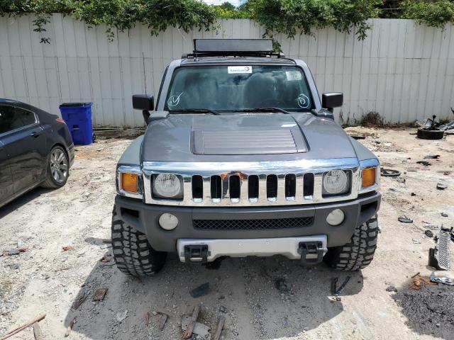 Photo 9 from auction – 2009 HUMMER H3 with VIN 5GTEN13E198107358
