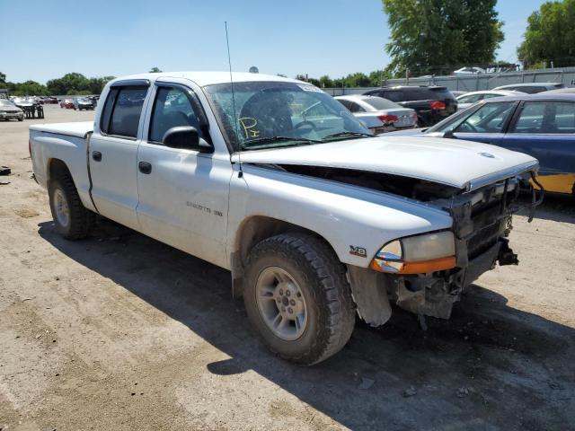 DODGE DAKOTA QUA 2000 with VIN 1B7GL2AN4YS768706 - Photo from auction