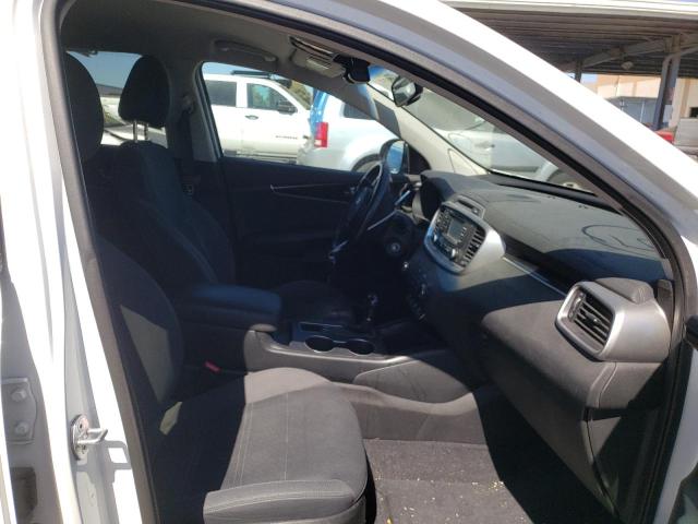 Photo 5 from auction – 2016 KIA SORENTO LX with VIN 5XYPGDA36GG079642