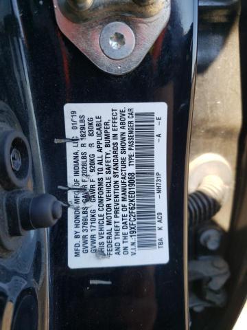 Photo 10 from auction – 2019 HONDA CIVIC LX with VIN 19XFC2F62KE019068