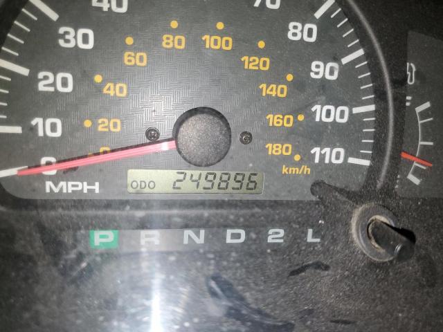 Photo 8 from auction – 2002 TOYOTA 4RUNNER SR with VIN JT3GN86R220246205