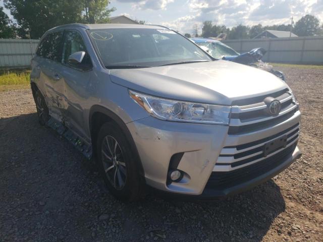 TOYOTA HIGHLANDER 2018 with VIN 5TDJZRFH6JS544559 - Photo from auction
