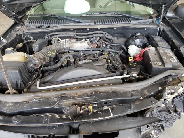 Photo 7 from auction – 2005 MERCURY MOUNTAINEE with VIN 4M2DU86W45ZJ23362
