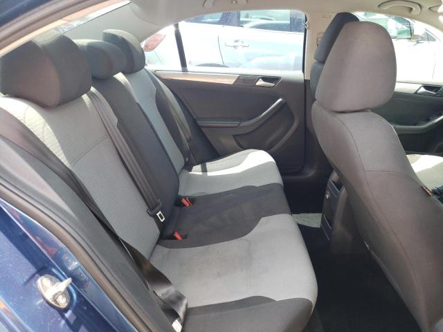 Photo 6 from auction – 2017 VOLKSWAGEN JETTA S with VIN 3VW2B7AJ9HM331331