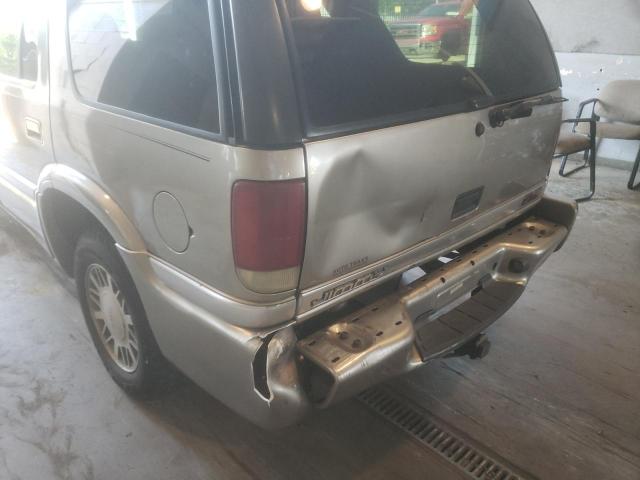 Photo 9 from auction – 2001 GMC JIMMY with VIN 1GKDT13WX12142848