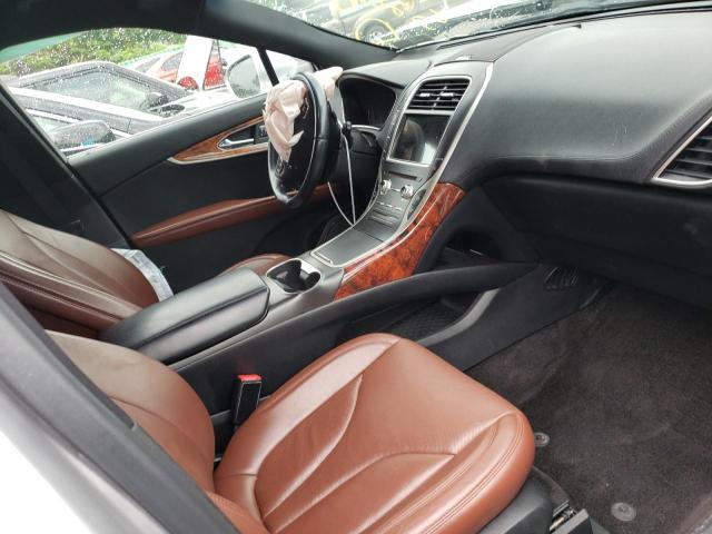 Photo 5 from auction – 2016 LINCOLN MKX RESERV with VIN 2LMTJ8LR9GBL71556