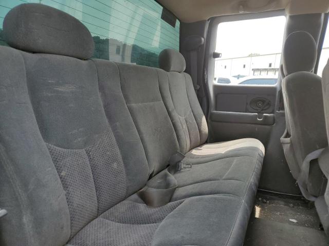 Photo 6 from auction – 2004 CHEVROLET SILVERADO with VIN 2GCEK19TX41101284