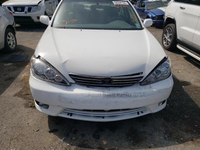 Photo 9 from auction – 2005 TOYOTA CAMRY LE with VIN 4T1BF32K75U604292